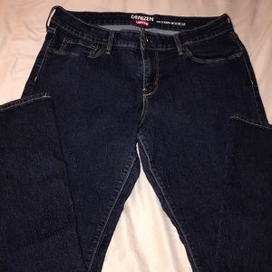 Size 12 S bootcut Jeans